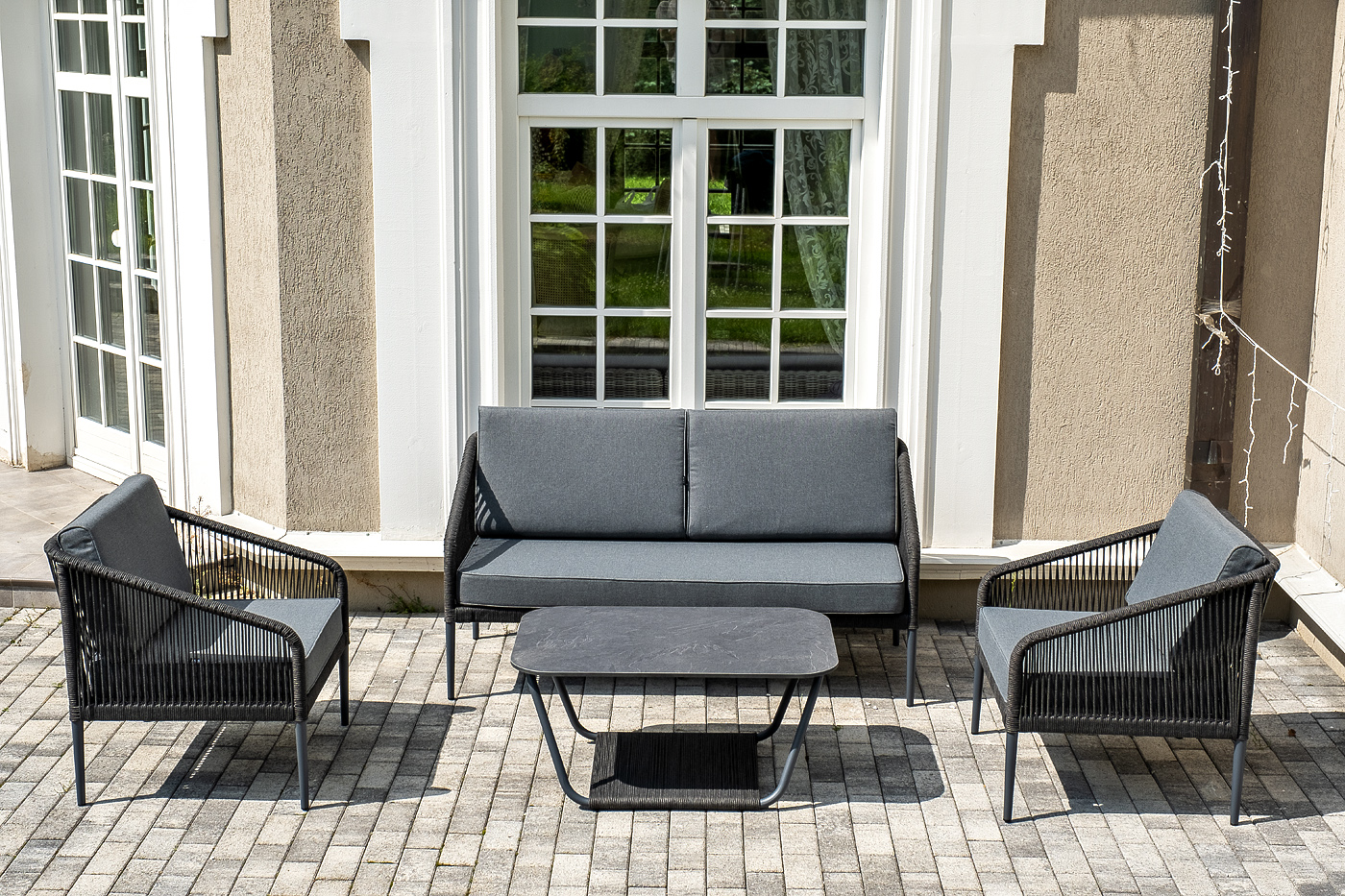 "Канны" лаунж-зона 4-местная плетеная из роупа (веревки), цвет темно-серый "Канны" лаунж-зона 4-местная плетеная из роупа (веревки), цвет темно-серый