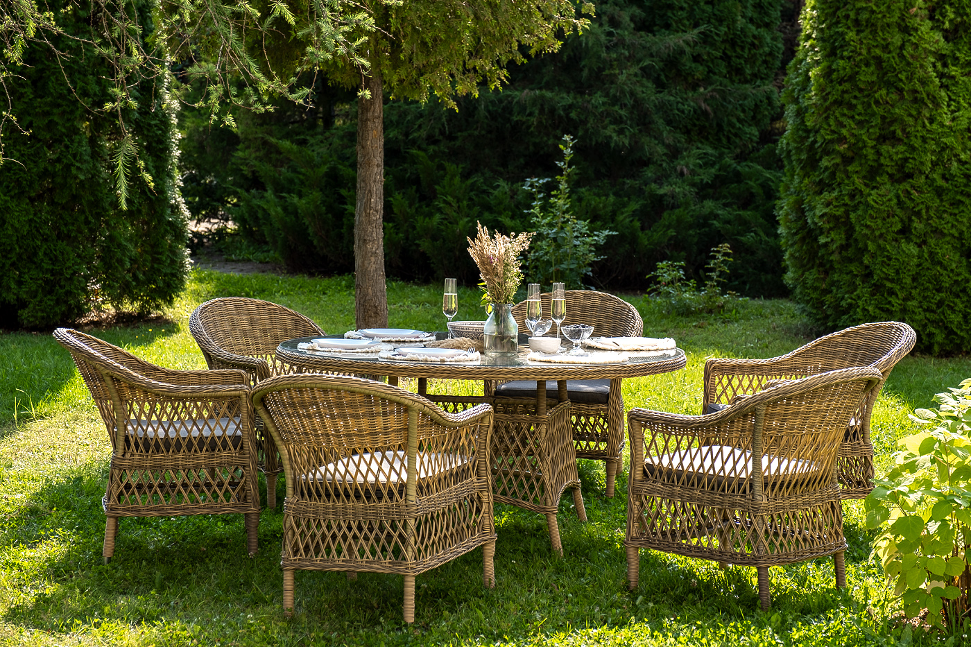 "Эспрессо–150 S" обеденная группа плетеная, цвет соломенный "Эспрессо–150 S" обеденная группа плетеная, цвет соломенный