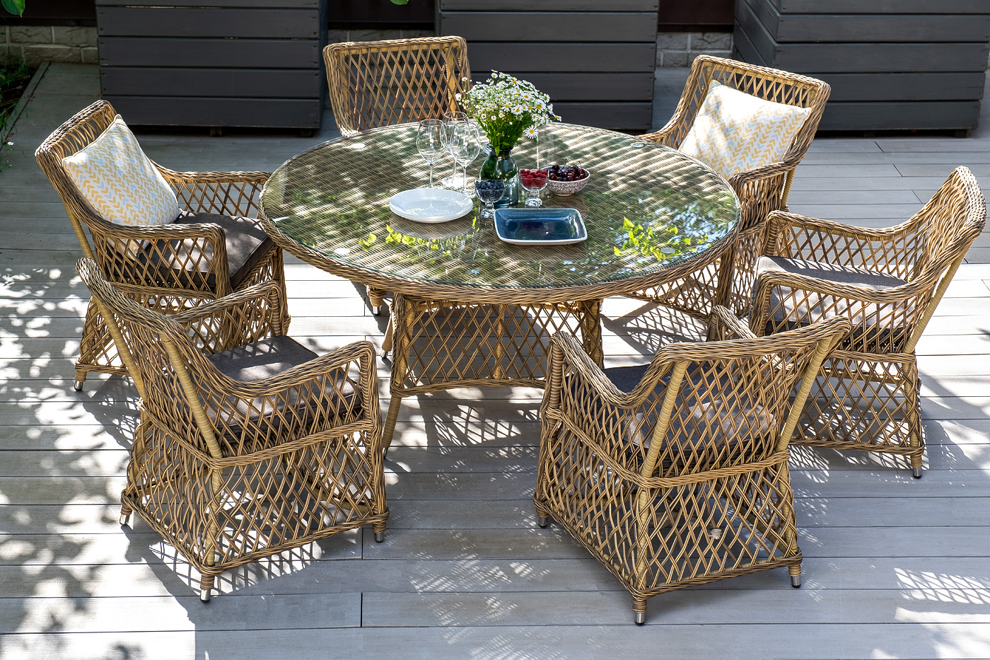 "Эспрессо–150 L" обеденная группа плетеная, цвет соломенный "Эспрессо–150 L" обеденная группа плетеная, цвет соломенный