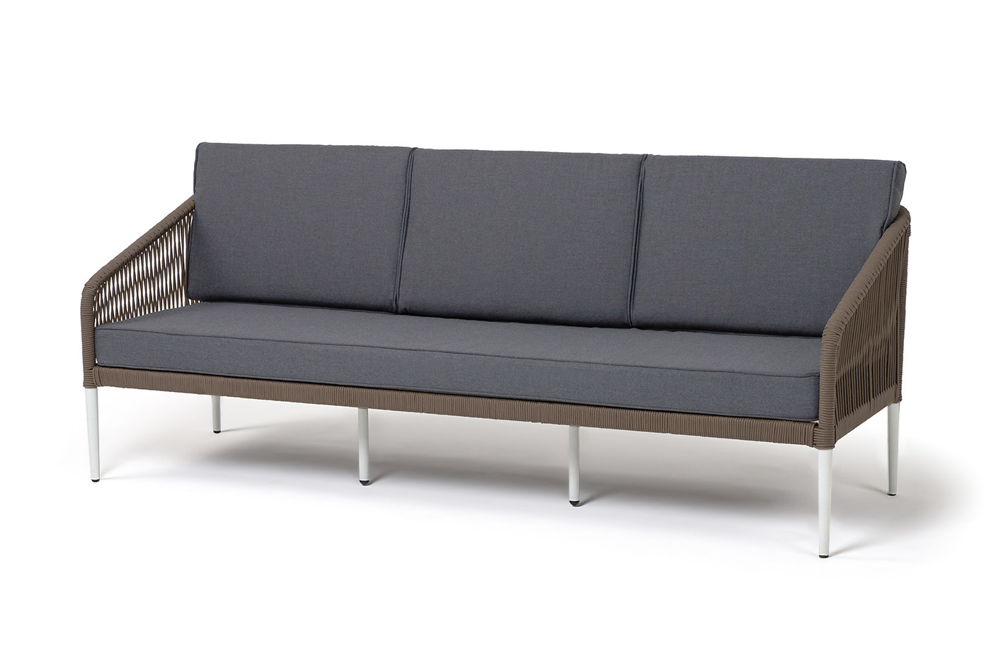 "Канны" диван 3-местный плетеный из роупа, каркас алюминий белый муар, роуп коричневый круглый, ткань темно-серая 027