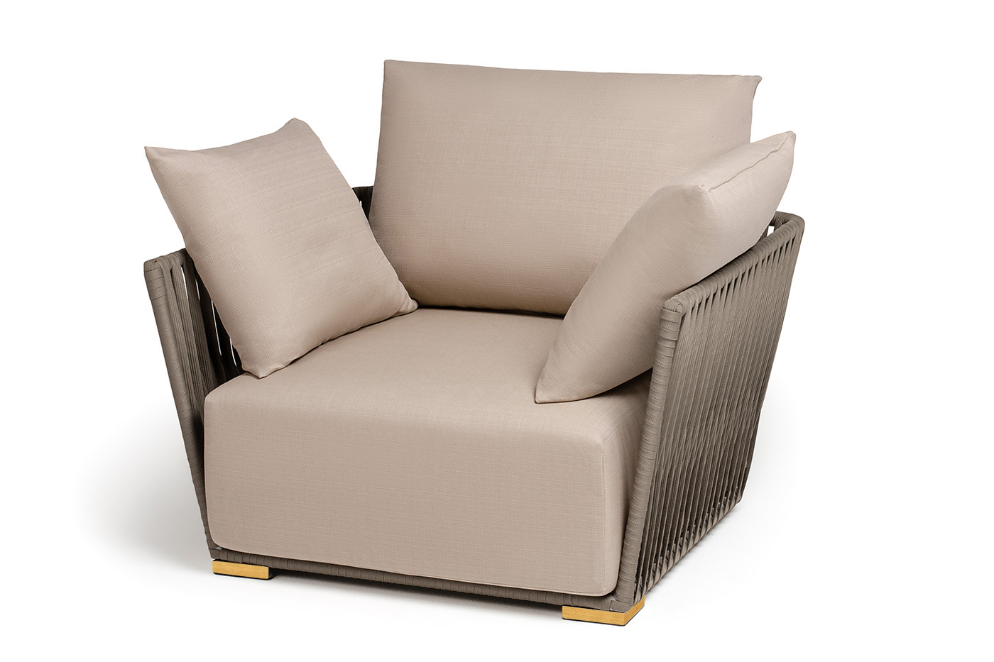 "Форли" кресло плетеное из роупа, каркас алюминий светло-серый (RAL7035) муар, роуп серо-коричневый 23мм, ткань Mossle бежевая