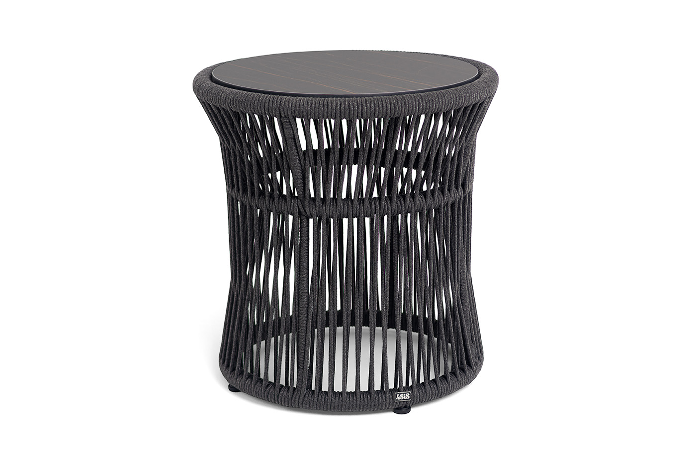 "Романо" журнальный стол из HPL круглый Ø45 H47, каркас из алюминия черный муар, цвет "черный мрамор", роуп темно серый круглый