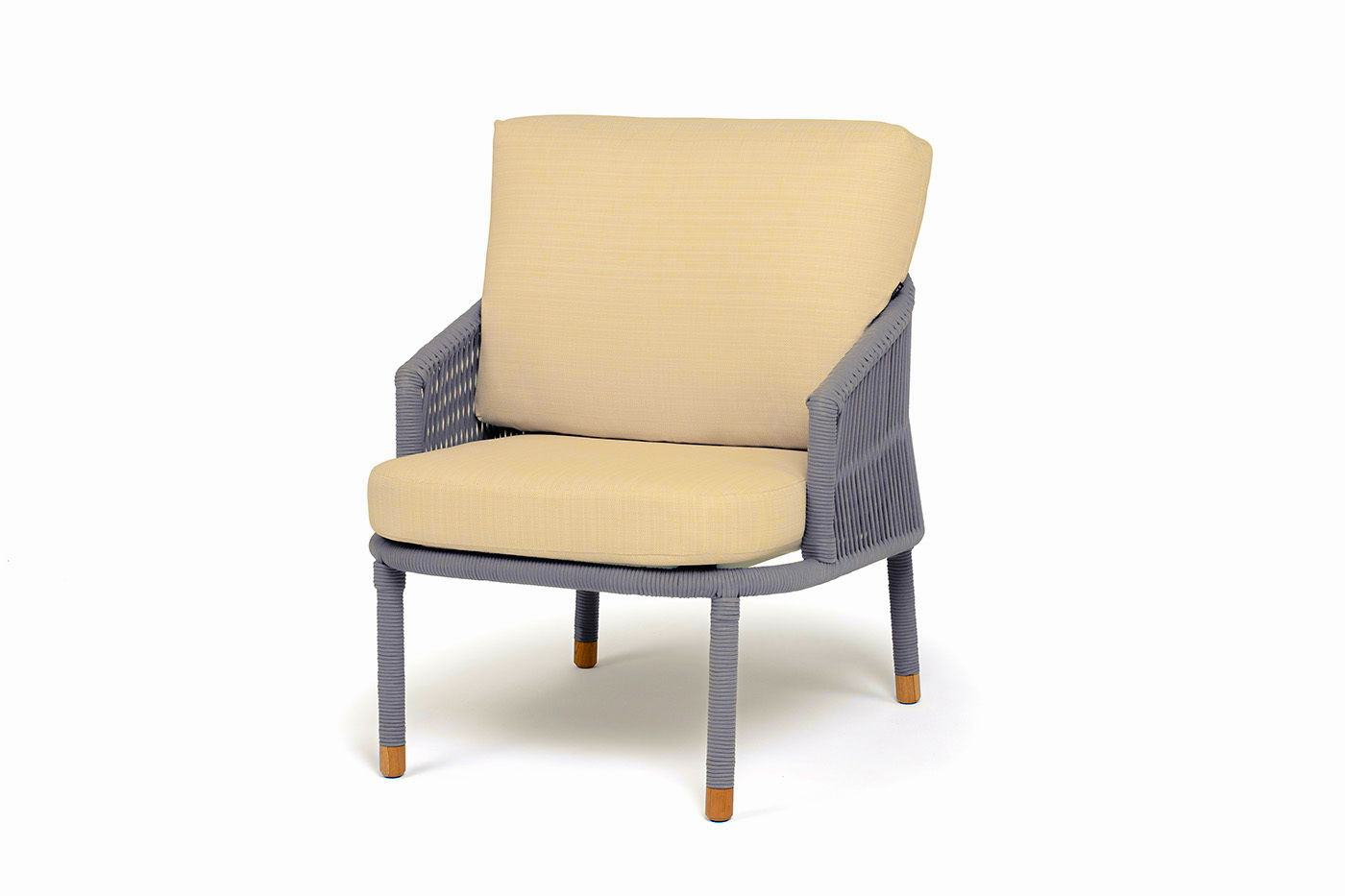 "Верона" кресло плетеное из роупа, каркас алюминий светло-серый (RAL7035) муар, роуп светло-серый круглый, ткань Mossle бежевая