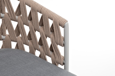 "Диего" стул плетеный из роупа, каркас из стали светло-серый (RAL7035) муар, роуп бежевый круглый, ткань светло-серая "Диего" стул плетеный из роупа, каркас из стали светло-серый (RAL7035) муар, роуп бежевый круглый, ткань светло-серая