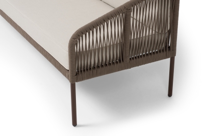 "Канны" диван 3-местный плетеный из роупа, каркас алюминий коричневый (RAL8016) муар, роуп коричневый круглый, ткань бежевая 035 "Канны" диван 3-местный плетеный из роупа, каркас алюминий коричневый (RAL8016) муар, роуп коричневый круглый, ткань бежевая 035