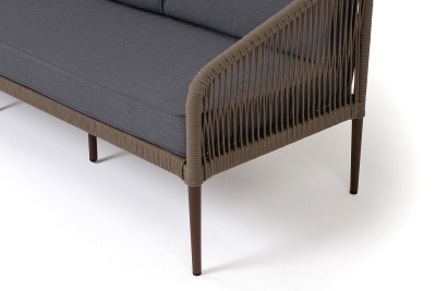 "Канны" диван 3-местный плетеный из роупа, каркас алюминий коричневый (RAL8016) муар, роуп коричневый круглый, ткань темно-серая 027 "Канны" диван 3-местный плетеный из роупа, каркас алюминий коричневый (RAL8016) муар, роуп коричневый круглый, ткань темно-серая 027