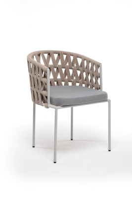 "Диего" стул плетеный из роупа, каркас из стали светло-серый (RAL7035) муар, роуп бежевый круглый, ткань светло-серая "Диего" стул плетеный из роупа, каркас из стали светло-серый (RAL7035) муар, роуп бежевый круглый, ткань светло-серая