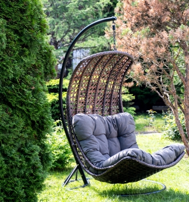 "Виши" подвесное кресло-кокон из искусственного ротанга, цвет коричневый с серо-коричневой подушкой