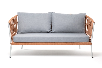 "Диего" диван 2-местный плетеный из роупа, каркас алюминий светло-серый (RAL7035) муар, роуп оранжевый меланж круглый, ткань светло-серая