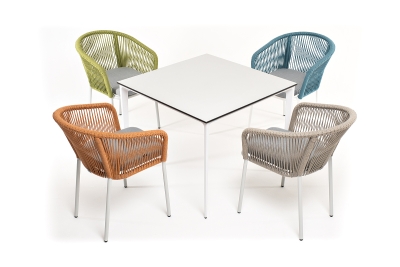 "Аркобалено" обеденная группа на 4 персоны со стульями "Марсель", каркас белый, роуп цветной "Аркобалено" обеденная группа на 4 персоны со стульями "Марсель", каркас белый, роуп цветной