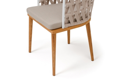 "Диего" стул плетеный из роупа, основание дуб каркас из стали белый муар, роуп бежевый круглый, ткань бежевая 052 