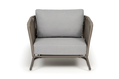 "Багамы" кресло плетеное из роупа, каркас алюминий бежево-серый (RAL7006) муар, роуп серо-коричневый 23мм, ткань светло-серая