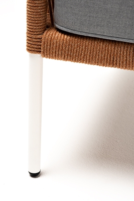 "Канны" кресло плетеное из роупа, каркас алюминий светло-серый (RAL7035) муар, роуп оранжевый меланж круглый, ткань светло-серая "Канны" кресло плетеное из роупа, каркас алюминий светло-серый (RAL7035) муар, роуп оранжевый меланж круглый, ткань светло-серая