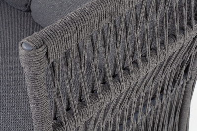 "Лугано" диван 3-местный плетеный из роупа, каркас алюминий темно-серый (RAL7024) муар, роуп темно-серый круглый, ткань темно-серая YB25-0027