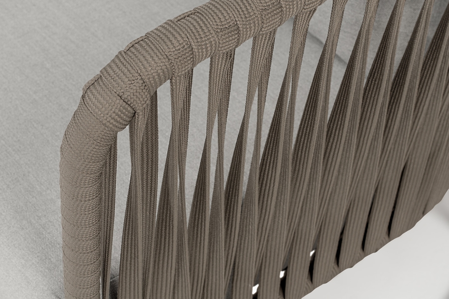 Багамы кресло плетеное из роупа, каркас алюминий бежево-серый (RAL7006) муар, роуп серо-коричневый 23мм, ткань светло-серая - фото 5