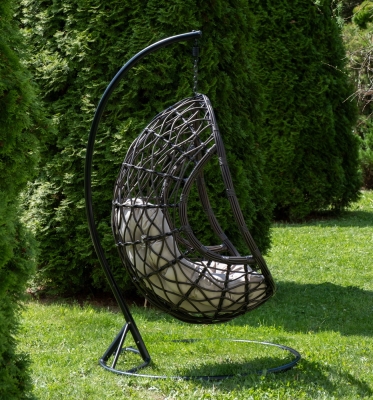 "Венеция" подвесное кресло-кокон из искусственного ротанга, цвет бронзовый с бежевой подушкой "Венеция" подвесное кресло-кокон из искусственного ротанга, цвет бронзовый с бежевой подушкой