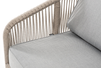 "Канны" диван 2-местный плетеный из роупа, каркас алюминий светло-серый (RAL7035) шагрень, роуп серый меланж круглый, ткань серая 017