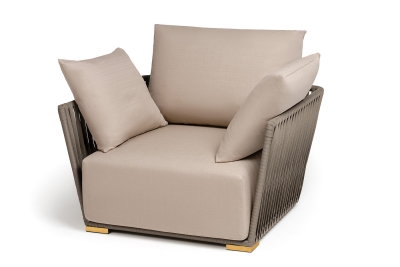 "Форли" кресло плетеное из роупа, каркас алюминий светло-серый (RAL7035) муар, роуп серо-коричневый 23мм, ткань Mossle бежевая