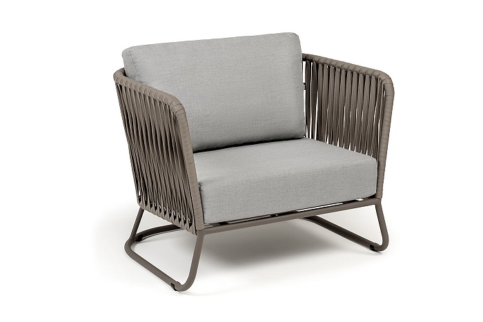 Багамы кресло плетеное из роупа, каркас алюминий бежево-серый (RAL7006) муар, роуп серо-коричневый 23мм, ткань светло-серая - фото 3