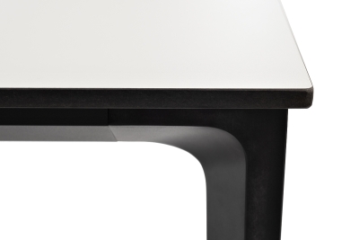 "Малага" обеденный стол из HPL 160х80см, цвет молочный, каркас черный