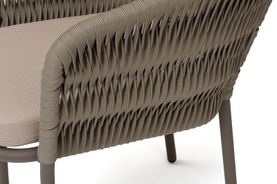 "Бордо" стул плетеный из роупа (колос), каркас алюминий бежево-серый (RAL7006) муар, роуп серо-коричневый 23мм, ткань Mossle бежевая "Бордо" стул плетеный из роупа (колос), каркас алюминий бежево-серый (RAL7006) муар, роуп серо-коричневый 23мм, ткань Mossle бежевая