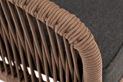 "Канны" кресло плетеное из роупа, каркас алюминий коричневый (RAL8016) муар, роуп коричневый круглый, ткань темно-серая 027 "Канны" кресло плетеное из роупа, каркас алюминий коричневый (RAL8016) муар, роуп коричневый круглый, ткань темно-серая 027