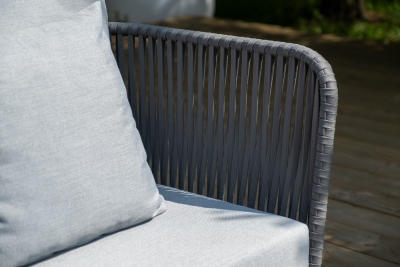 "Багамы" диван 3-местный плетеный из роупа, каркас алюминий темно-серый (RAL7024) муар, роуп серый 15мм, ткань светло-серая