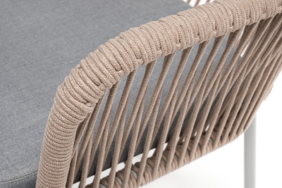 "Лион" стул плетеный из роупа, каркас из стали светло-серый (RAL7035) муар, роуп бежевый круглый, ткань светло-серая "Лион" стул плетеный из роупа, каркас из стали светло-серый (RAL7035) муар, роуп бежевый круглый, ткань светло-серая