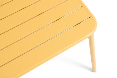 "Гелиос" стальной квадратный стол 70х70см, цвет желтый